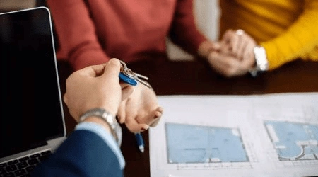 Booking process for Brigade Granada